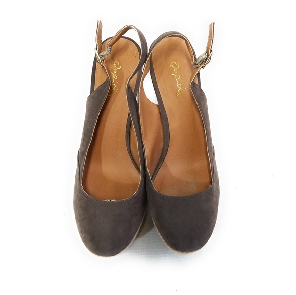 QUPID Women Dark Taupe Gray Platform Pumps Size 8 - Picture 7 of 8